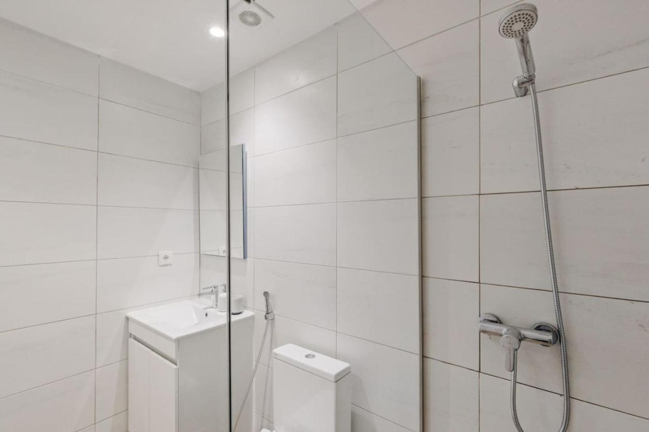 Lovely Fully Equipped Near Subway N6 Appartement Lisboa